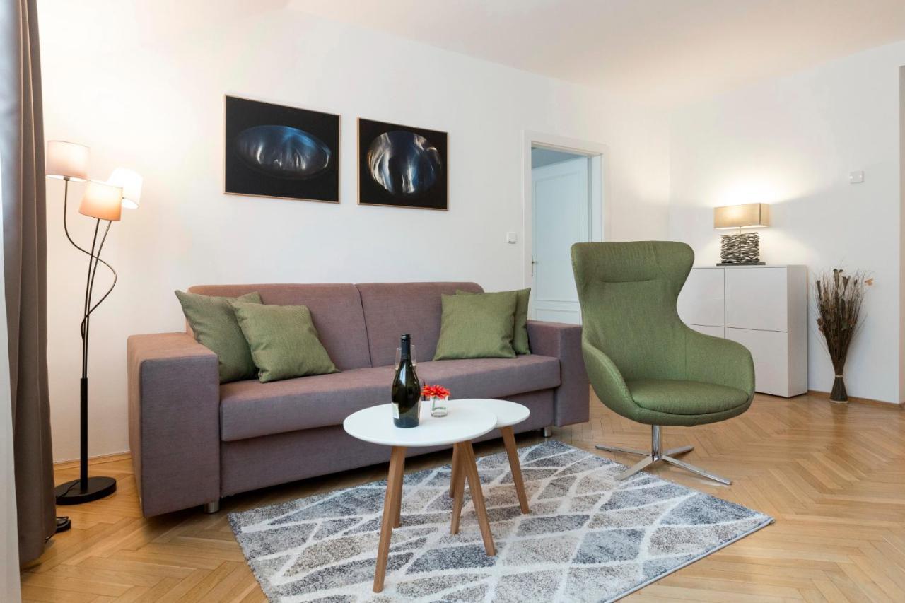 Prague Days - Modern Apartment - New Town Екстериор снимка