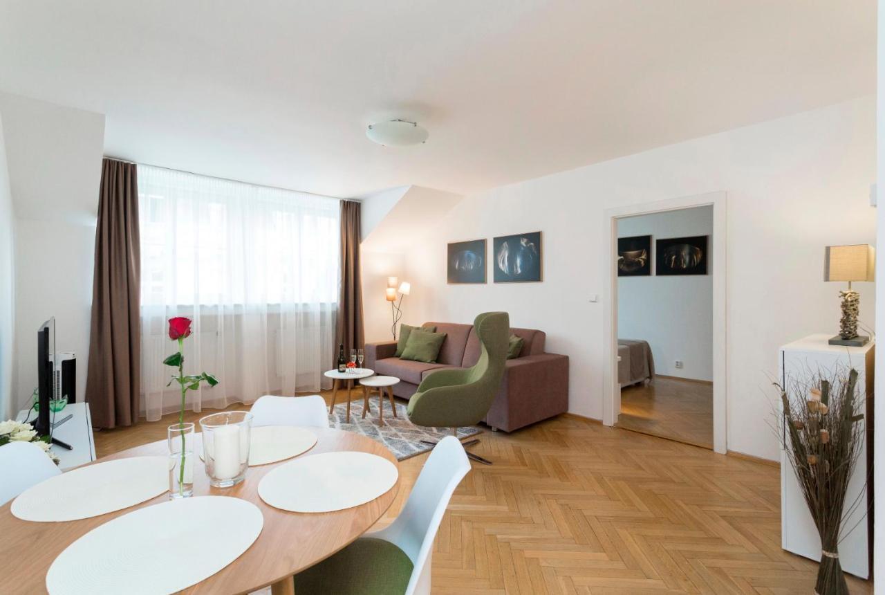 Prague Days - Modern Apartment - New Town Екстериор снимка