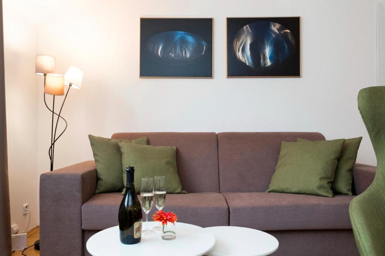 Prague Days - Modern Apartment - New Town Екстериор снимка